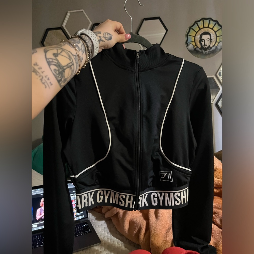 Gymshark Cropped Zip up